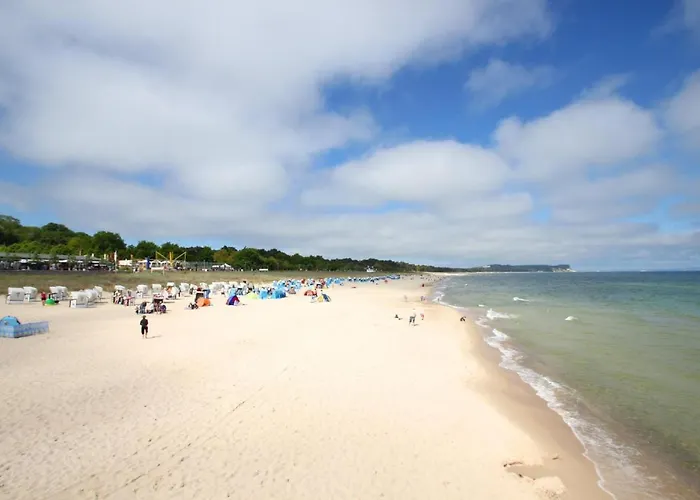 F-1010 Strandhaus Moenchgut Dz 37 Strandnah, Inkl Fruehstueck Lobbe